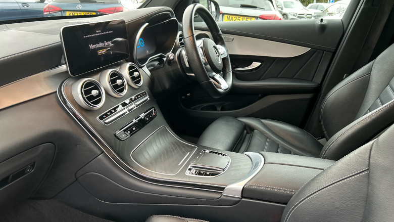 Mercedes-Benz GLC 300e 4Matic AMG Line Premium 5dr 9G-Tronic Estate